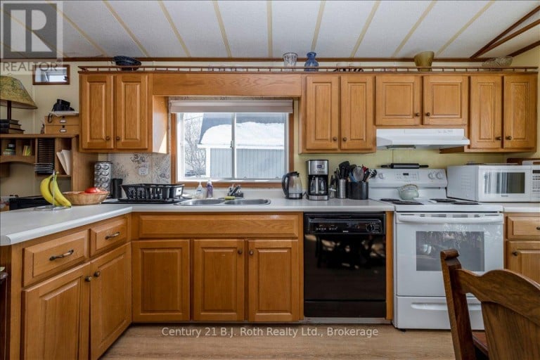 1 SMITHS LANE, Midland, Ontario, L4R0B9