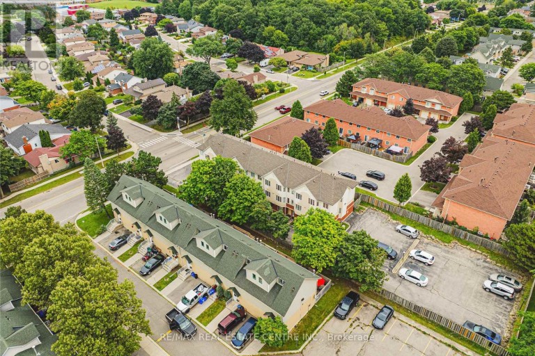 3 - 266 LIMERIDGE ROAD E, Hamilton (Bruleville), Ontario, L9A2S7