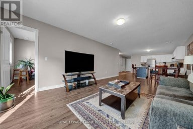 398 OLIVE AVENUE Oshawa (Central) Ontario photo 14