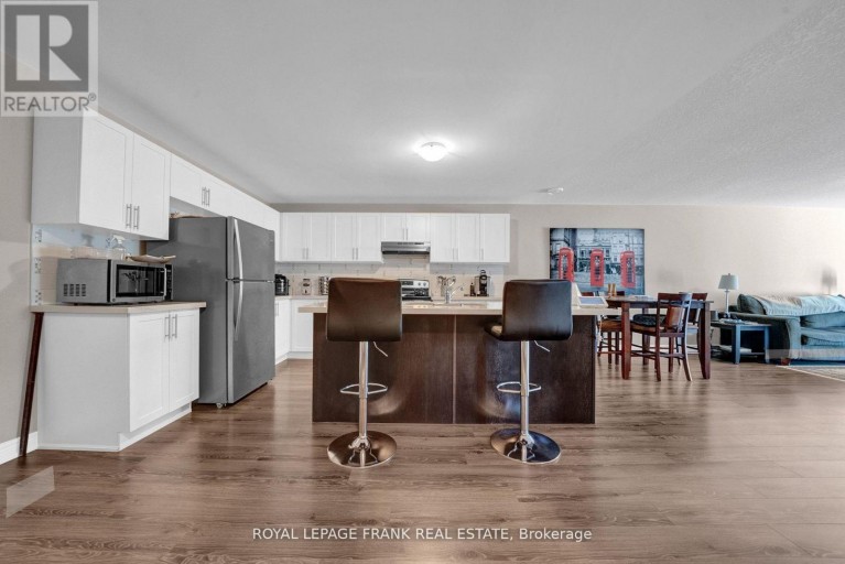 398 OLIVE AVENUE, Oshawa (Central), Ontario, L1H2R1