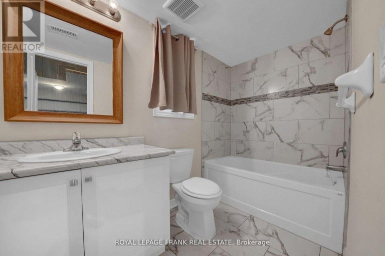 402 OLIVE AVENUE, Oshawa (Central), Ontario, L1H2R1