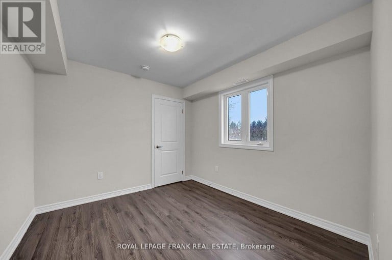 402 OLIVE AVENUE, Oshawa (Central), Ontario, L1H2R1