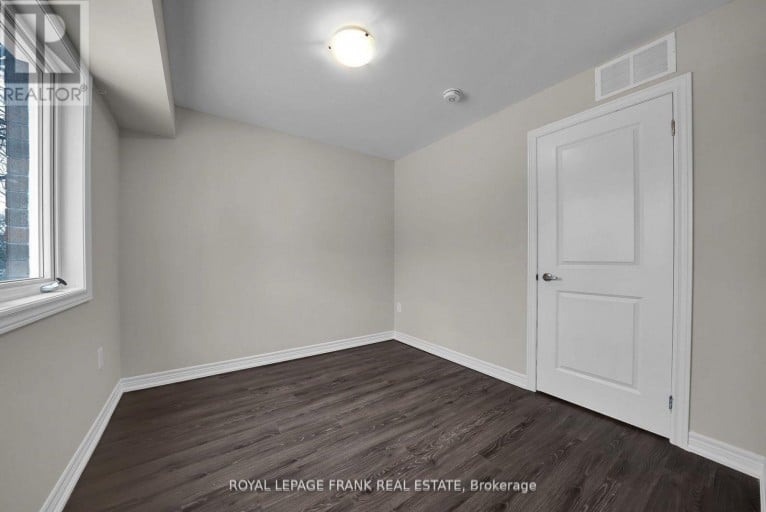 402 OLIVE AVENUE, Oshawa (Central), Ontario, L1H2R1