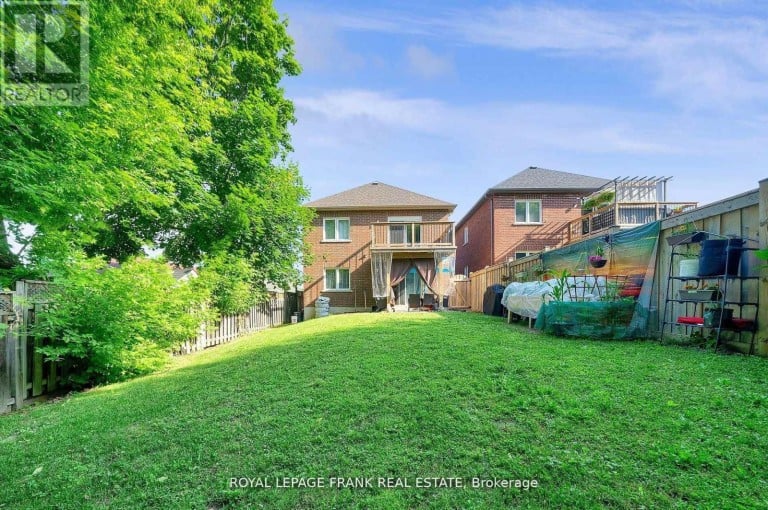 402 OLIVE AVENUE, Oshawa (Central), Ontario, L1H2R1