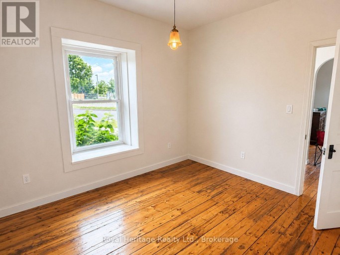 6 WILLARD STREET, Belleville (Belleville Ward), Ontario, K8P1C5