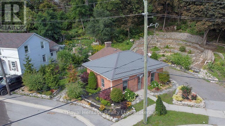 6 WILLARD STREET, Belleville (Belleville Ward), Ontario, K8P1C5