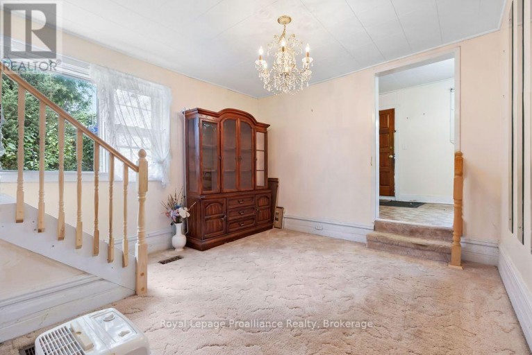 294 MOIRA STREET E, Belleville (Belleville Ward), Ontario, K8P2T1