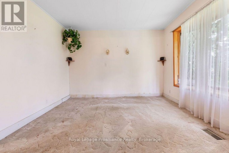 294 MOIRA STREET E, Belleville (Belleville Ward), Ontario, K8P2T1