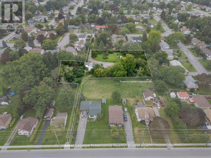 294 MOIRA STREET E, Belleville (Belleville Ward), Ontario, K8P2T1