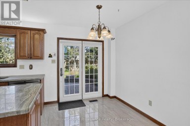 1664 FORSTER AVENUE Peterborough (Otonabee Ward 1) Ontario photo 16