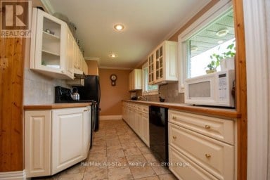 1571 ELM TREE ROAD Kawartha Lakes (Lindsay) Ontario photo 13
