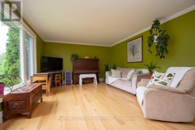 1571 ELM TREE ROAD Kawartha Lakes (Lindsay) Ontario photo 4