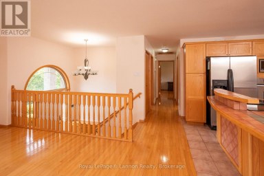 2196 FALCONCREST DRIVE Thunder Bay (Riverdale Road) Ontario photo 13