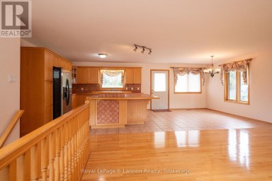 2196 FALCONCREST DRIVE Thunder Bay (Riverdale Road) Ontario photo 14