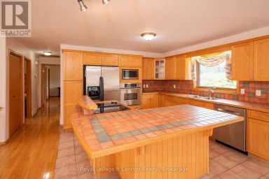 2196 FALCONCREST DRIVE Thunder Bay (Riverdale Road) Ontario photo 16
