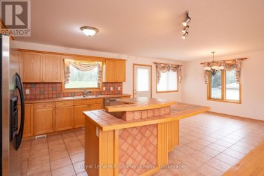 2196 FALCONCREST DRIVE Thunder Bay (Riverdale Road) Ontario photo 23