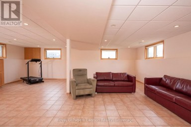 2196 FALCONCREST DRIVE Thunder Bay (Riverdale Road) Ontario photo 37