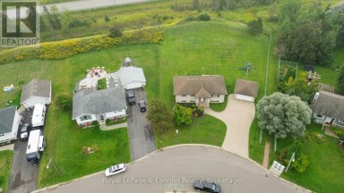 2196 FALCONCREST DRIVE Thunder Bay (Riverdale Road) Ontario photo 8
