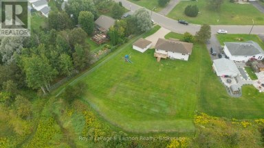2196 FALCONCREST DRIVE Thunder Bay (Riverdale Road) Ontario photo 9