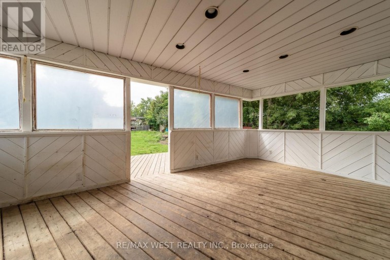 7826 YONGE STREET, Innisfil (Stroud), Ontario, L9S1L4