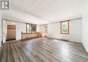 7826 YONGE STREET Innisfil (Stroud) Ontario photo 7