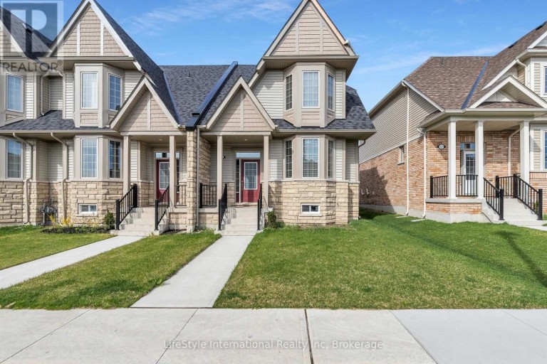 5 - 210 FARLEY ROAD W, Centre Wellington (Fergus), Ontario, N1M0H2