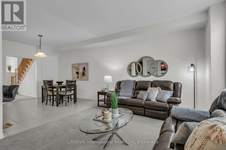 5 - 210 FARLEY ROAD W, Centre Wellington (Fergus), Ontario, N1M0H2