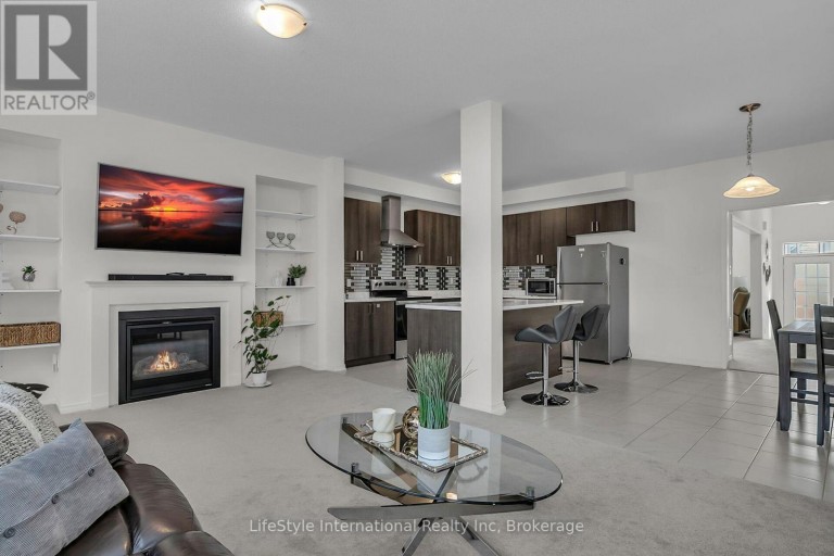 5 - 210 FARLEY ROAD W, Centre Wellington (Fergus), Ontario, N1M0H2
