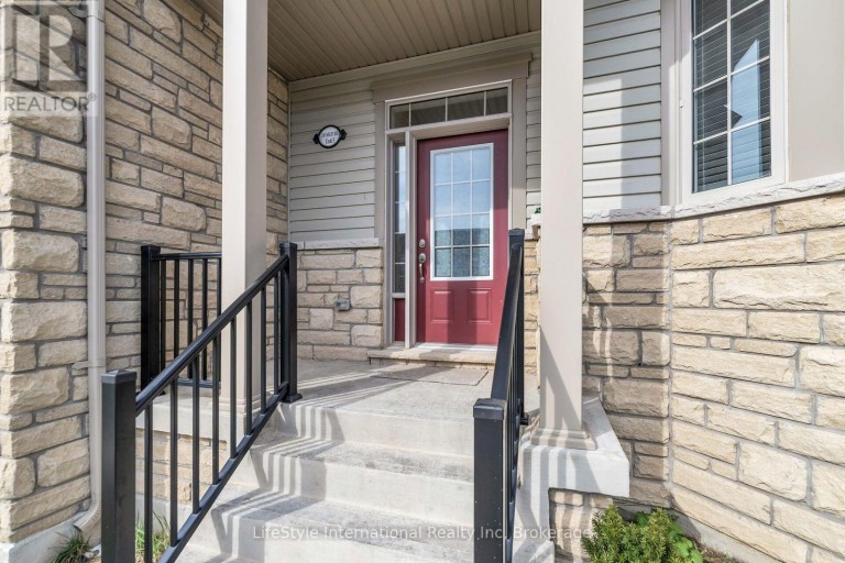 5 - 210 FARLEY ROAD W, Centre Wellington (Fergus), Ontario, N1M0H2