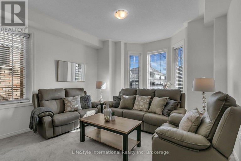 5 - 210 FARLEY ROAD W, Centre Wellington (Fergus), Ontario, N1M0H2