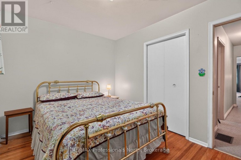 12 ANTHONY COURT, Huntsville, Ontario, P1H1T2