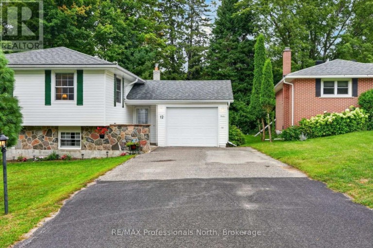 12 ANTHONY COURT, Huntsville, Ontario, P1H1T2