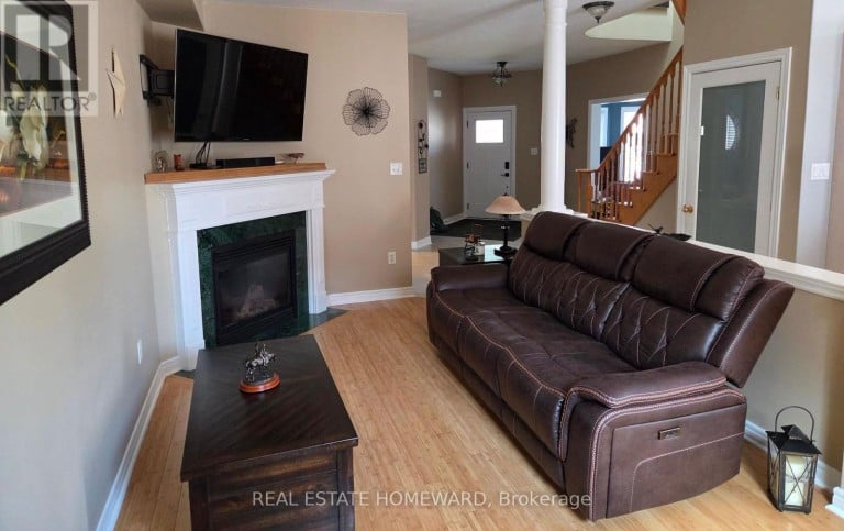 139 BIRKHALL PLACE, Barrie (Innis-Shore), Ontario, L4N0K7