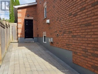 139 BIRKHALL PLACE Barrie (Innis-Shore) Ontario photo 40