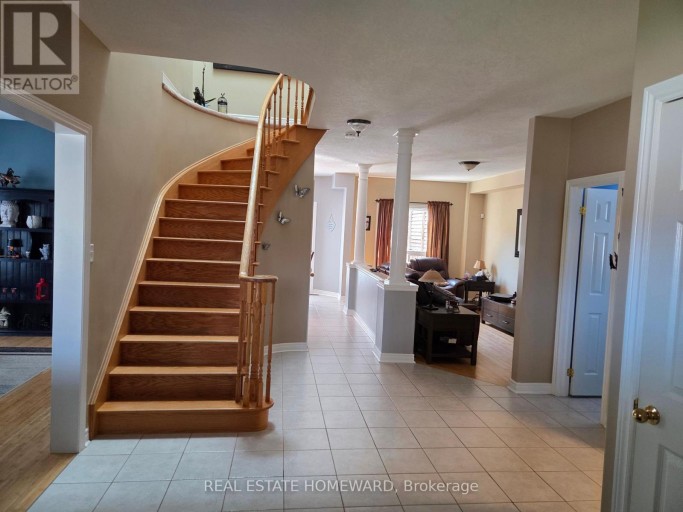 139 BIRKHALL PLACE, Barrie (Innis-Shore), Ontario, L4N0K7