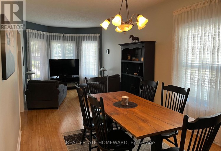 139 BIRKHALL PLACE, Barrie (Innis-Shore), Ontario, L4N0K7
