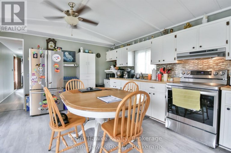 48 NORTHLAND DRIVE, Midland, Ontario, L4R5B5