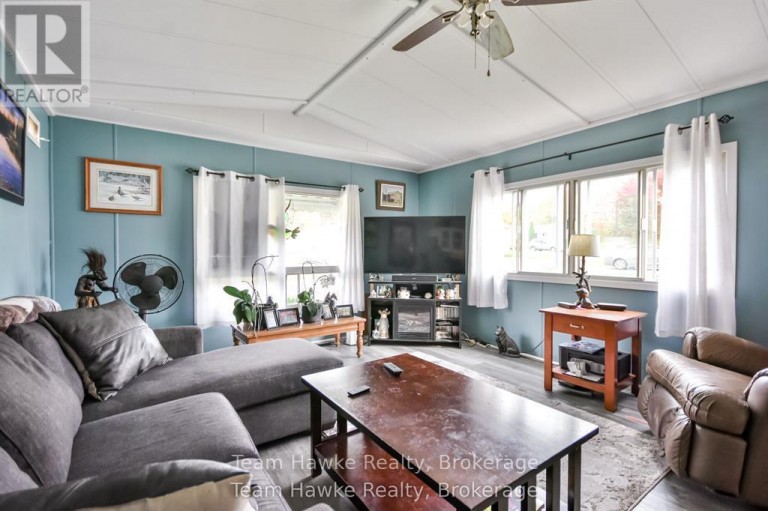 48 NORTHLAND DRIVE, Midland, Ontario, L4R5B5