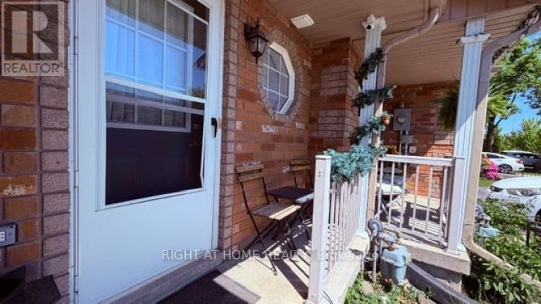 140 SYDENHAM WELLS ROAD, Barrie (Georgian Drive), Ontario, L4M6T3