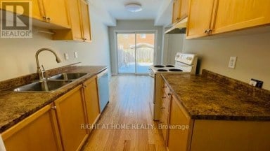 140 SYDENHAM WELLS ROAD Barrie (Georgian Drive) Ontario photo 6