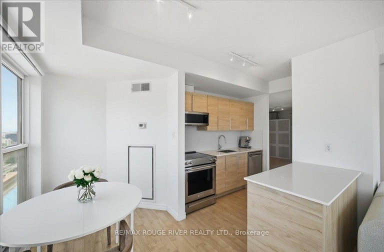 1401 - 135 JAMES STREET S, Hamilton (Corktown), Ontario, L8P2Z6