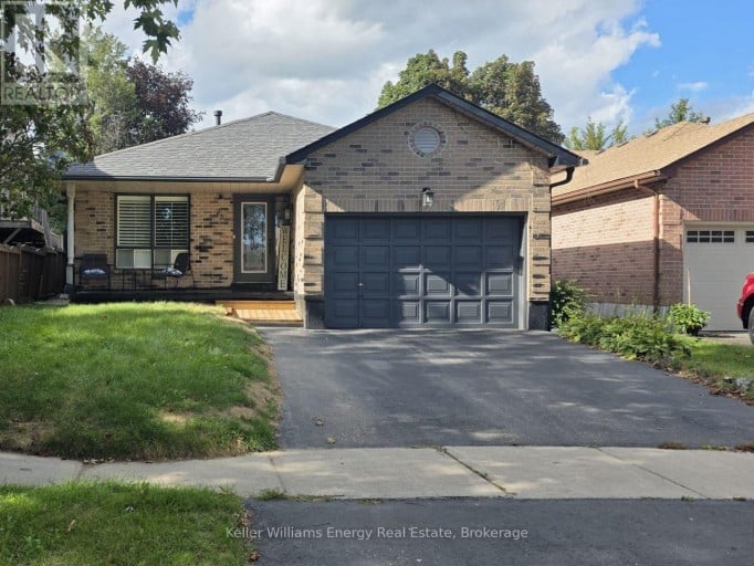 23 DOWNHAM DRIVE, Clarington (Bowmanville), Ontario, L1C4G9