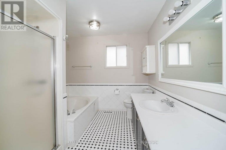 23 DOWNHAM DRIVE, Clarington (Bowmanville), Ontario, L1C4G9