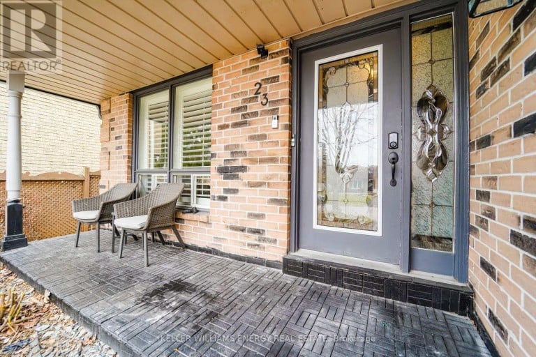 23 DOWNHAM DRIVE, Clarington (Bowmanville), Ontario, L1C4G9