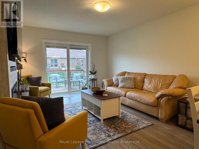19 MCINTOSH CRESCENT, Quinte West (Murray Ward), Ontario, K8V0G1