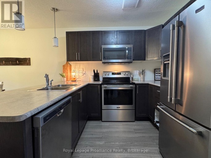 19 MCINTOSH CRESCENT, Quinte West (Murray Ward), Ontario, K8V0G1