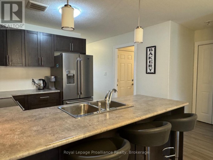 19 MCINTOSH CRESCENT, Quinte West (Murray Ward), Ontario, K8V0G1