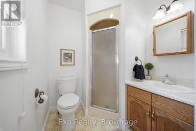 121 SIMCOE STREET Greater Napanee (Greater Napanee) Ontario photo 23