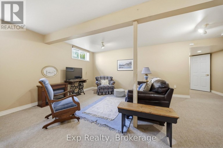 121 SIMCOE STREET, Greater Napanee (Greater Napanee), Ontario, K7R2X5