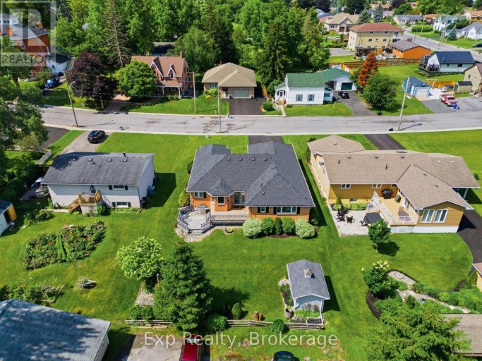121 SIMCOE STREET, Greater Napanee (Greater Napanee), Ontario, K7R2X5